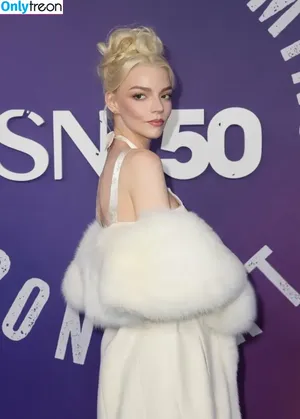 Anya Taylor-Joy / Anya Taylor Joy / anyataylorjoy фото голая #3216