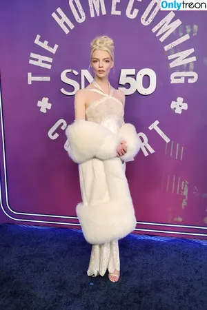 Anya Taylor-Joy / Anya Taylor Joy / anyataylorjoy фото голая #3226