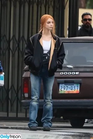 Anya Taylor-Joy / Anya Taylor Joy / anyataylorjoy nude photo #3328