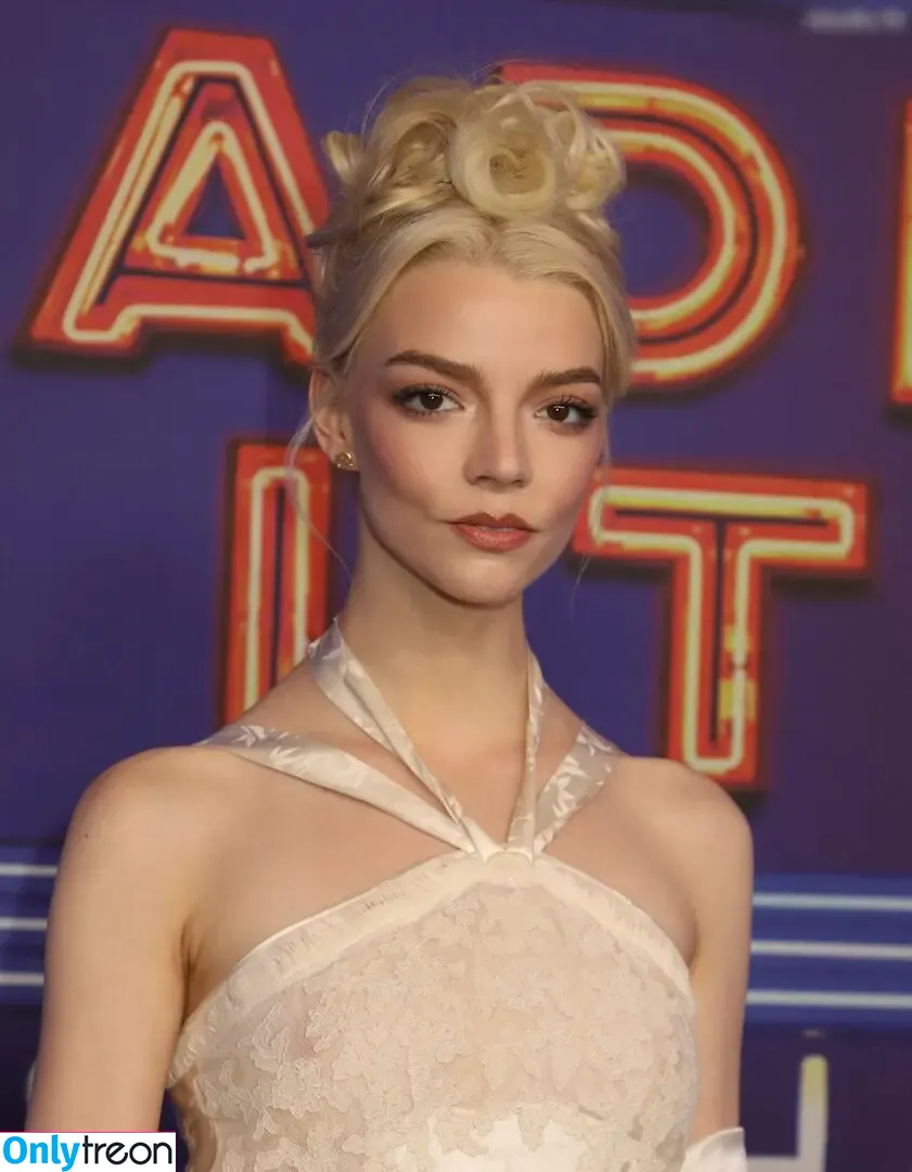 Anya Taylor-Joy голая photo #3235 (Anya Taylor Joy / anyataylorjoy)