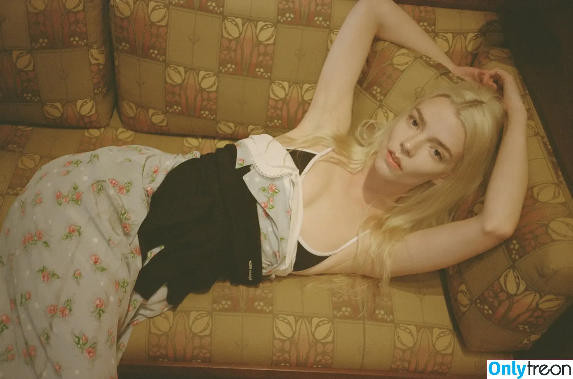 Anya Taylor-Joy голая photo #3448 (anyataylorjoy / owlicats)