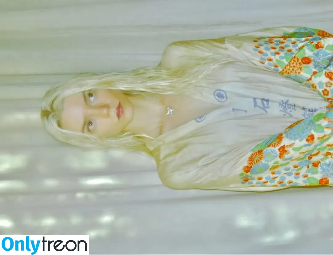 Anya Taylor-Joy голая photo #3500 (anyataylorjoy / owlicats)