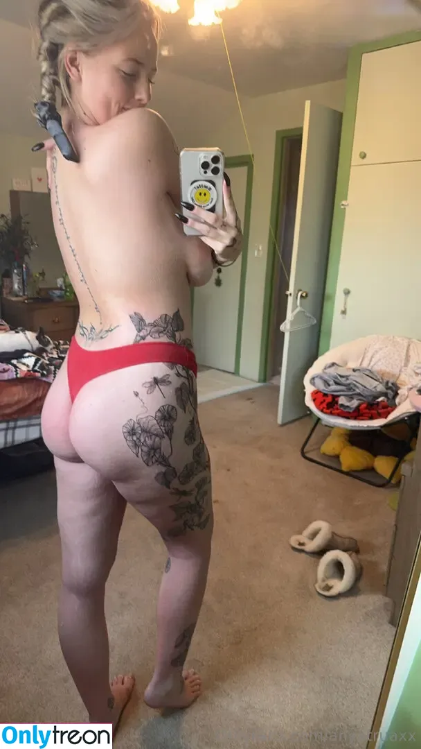 Anyatruaxx nude photo #0155 (anyatruax)