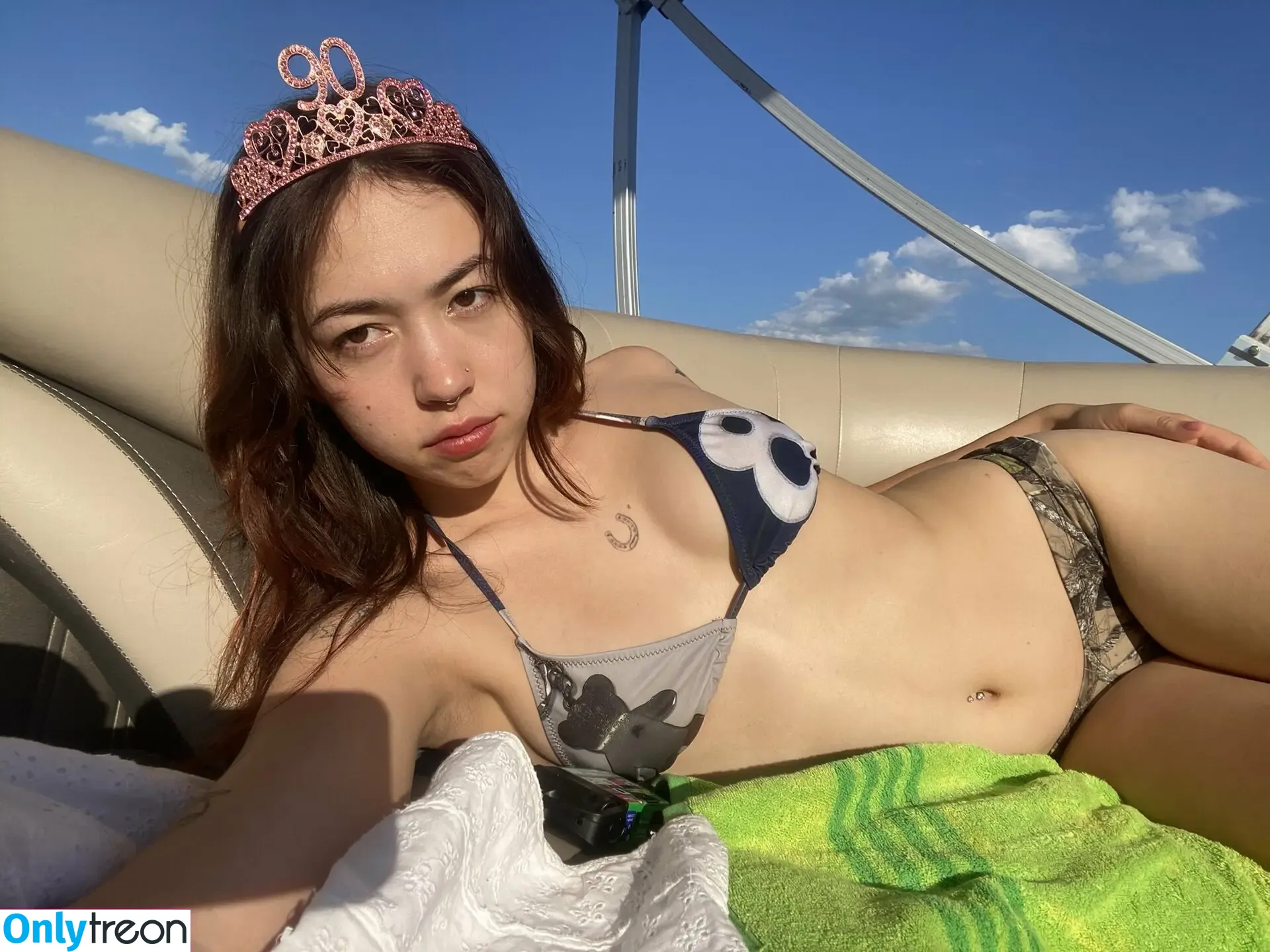 aphextwinsgirlfriend nude photo #0024 (aphextwinsgirlfriend)