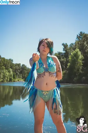 Aphiademieux / AphiaDeMieuxMFC / aphiadm nude photo #0021