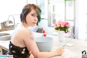 Aphiademieux / AphiaDeMieuxMFC / aphiadm nude photo #0117