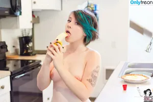 Aphiademieux / AphiaDeMieuxMFC / aphiadm nude photo #0139