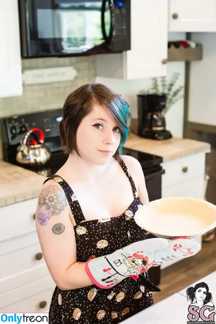 Aphiademieux nude photo #0156 (AphiaDeMieuxMFC / aphiadm)