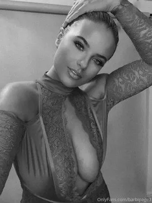 Apollonia Llewellyn / Apollonia Barbi / apolloniabarbi / apolloniallewellyn / barbipage3 фото голая #0255
