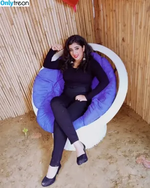 Apoorva Bhalla / apoorva_bhalla / apoorvabhalla nude photo #0029
