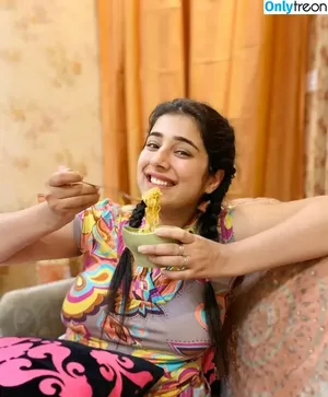 Apoorva Bhalla / apoorva_bhalla / apoorvabhalla nude photo #0039