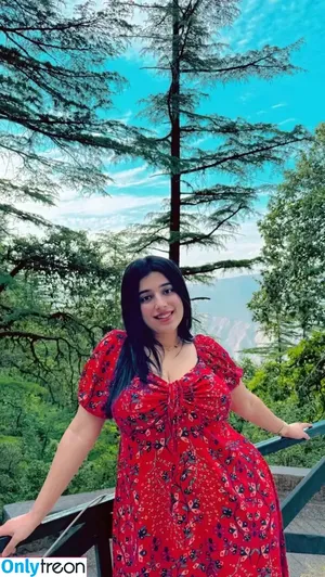 Apoorva Bhalla / apoorva_bhalla / apoorvabhalla фото голая #0130