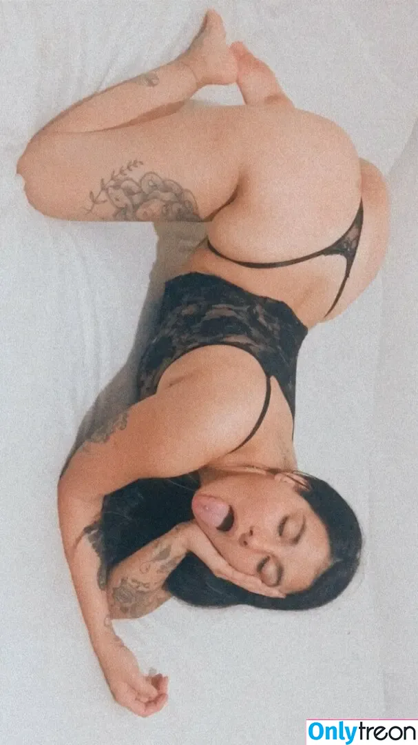 aprhoditegoddess nude photo #0010 (aprhoditegoddess)