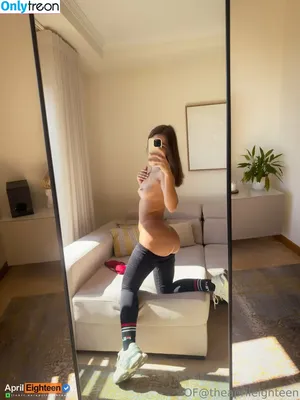 April Eighteen / theaprileighteen / therealapril18 nude photo #3689