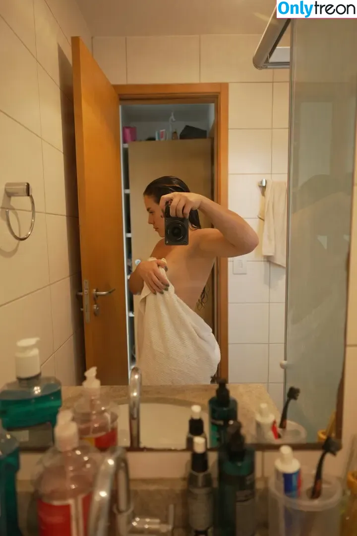 aprilbigass nude photo #0177 (aprilbigassofficial)