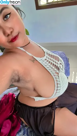 Aqua_queen / Peachy_Dreamzzz / soakcity nude photo #0004