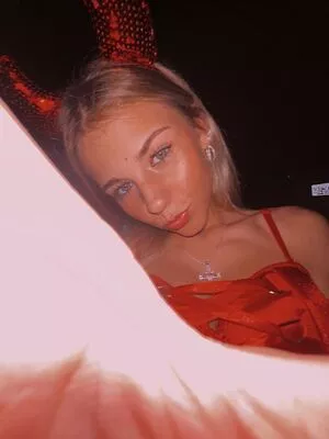 ari_booooooooooo / Arianaawhite / ari_lovexo фото голая #0094
