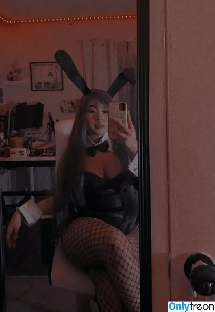 Ari Jae голая photo #0001 (ari.jae / arijae / strawbarimilkt)