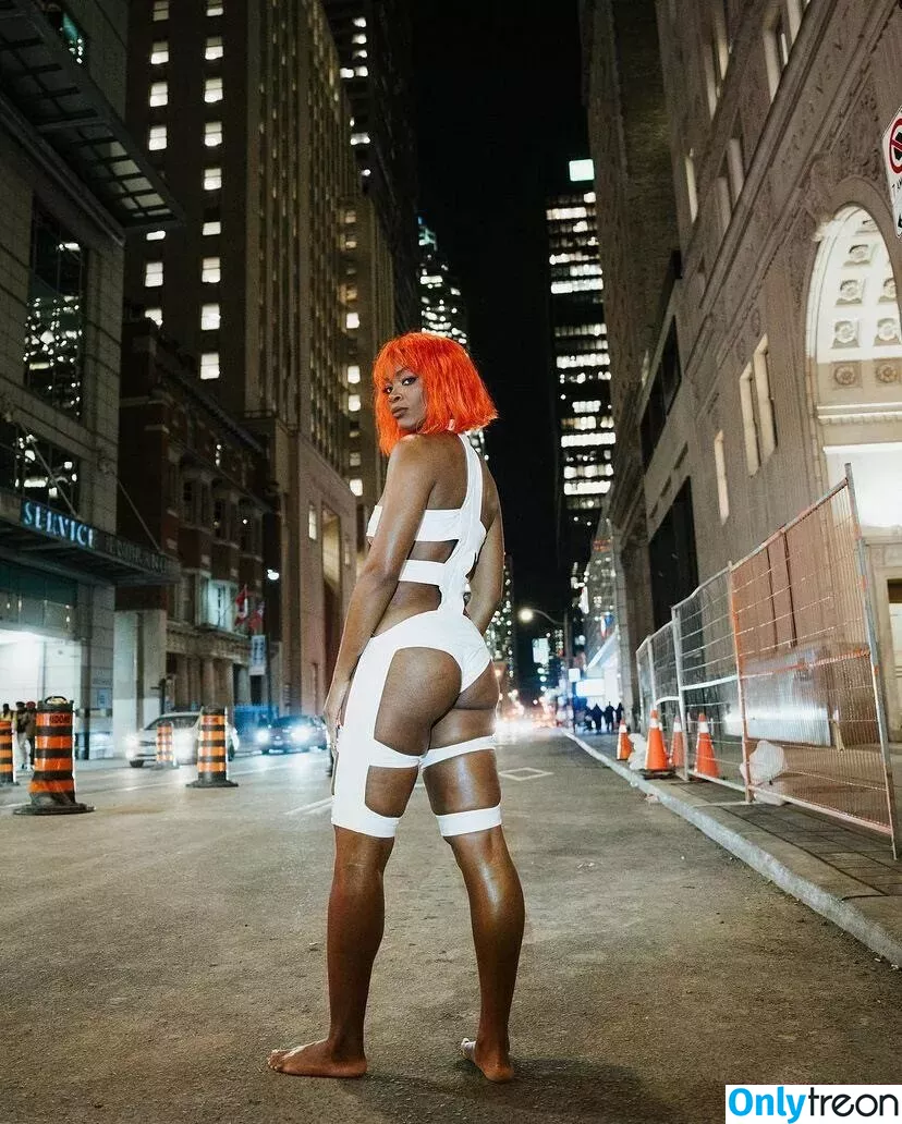 Ari Lennox nude photo #0035 (arilennox / lennoxari)