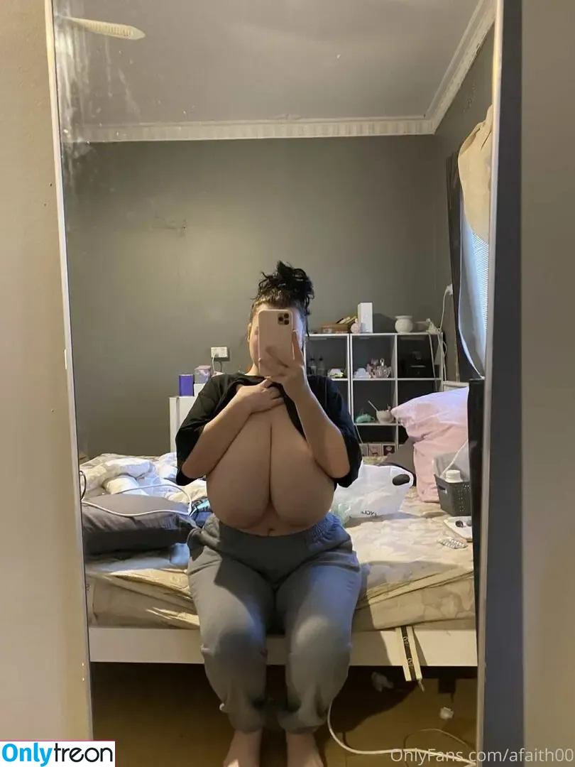 Ariana Faith nude photo #0016 (ari.goop / arifaith)
