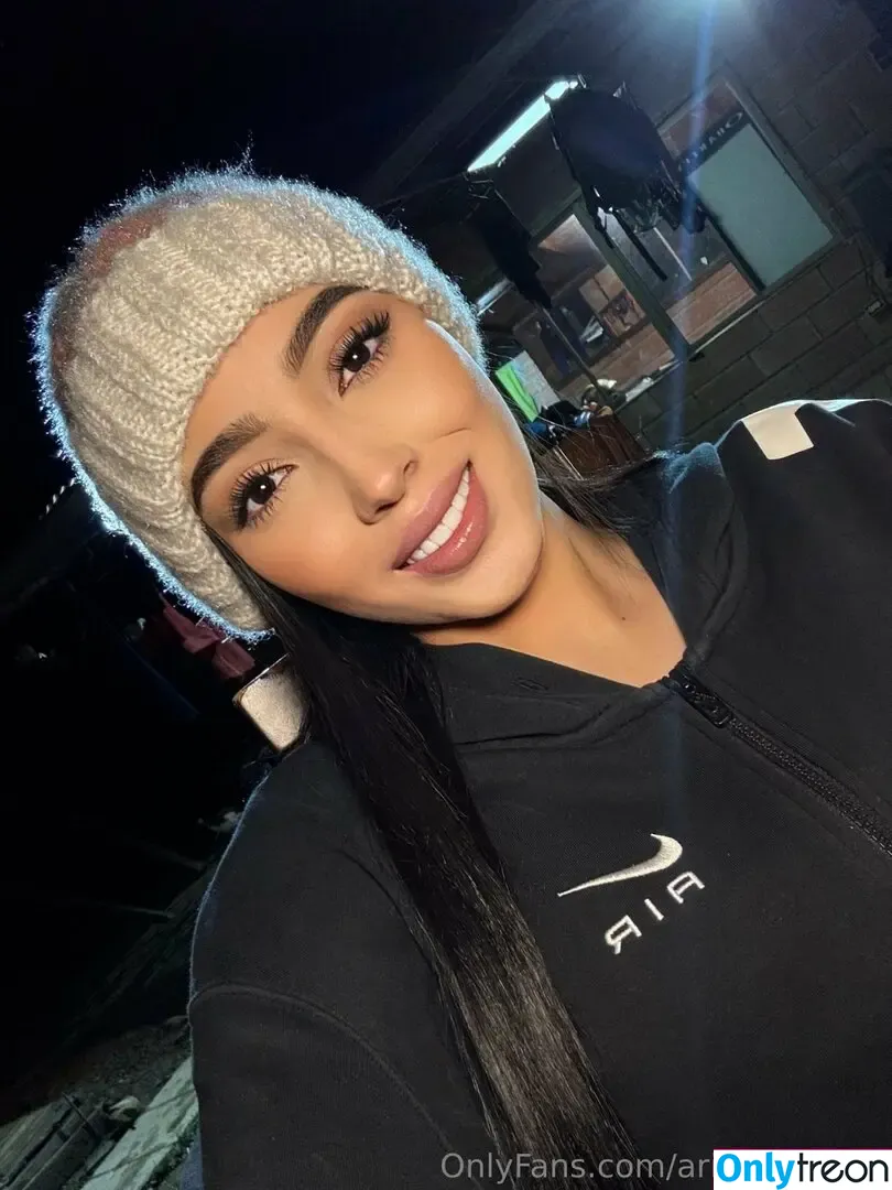 arianavargas голая photo #0047 (arianavargas)
