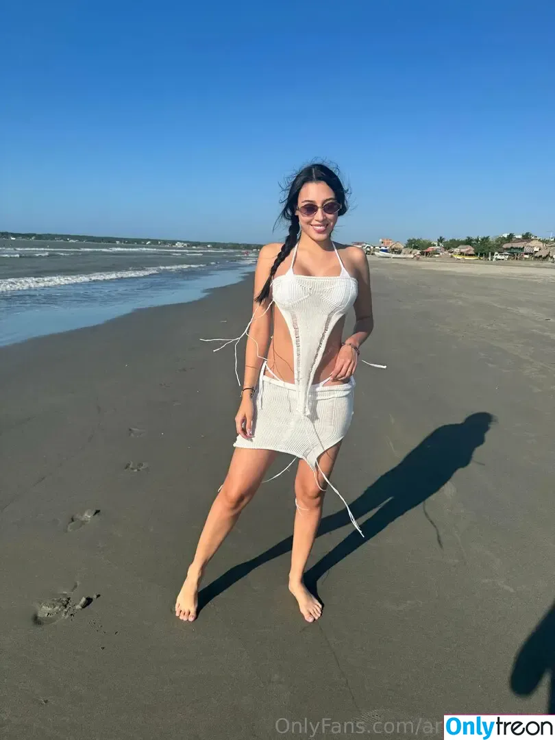arianavargas nude photo #0059 (arianavargas)