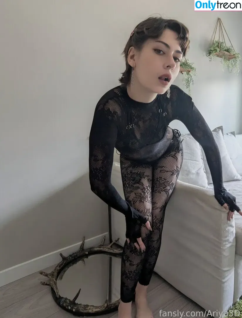 Ariar0e nude photo #0024 (ariar0e_)