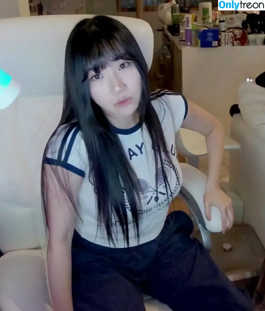 AriaSaki nude photo #1508 (simplyjustaria)