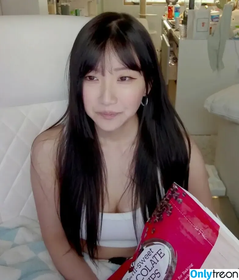 AriaSaki nude photo #1539 (annoyingaria)