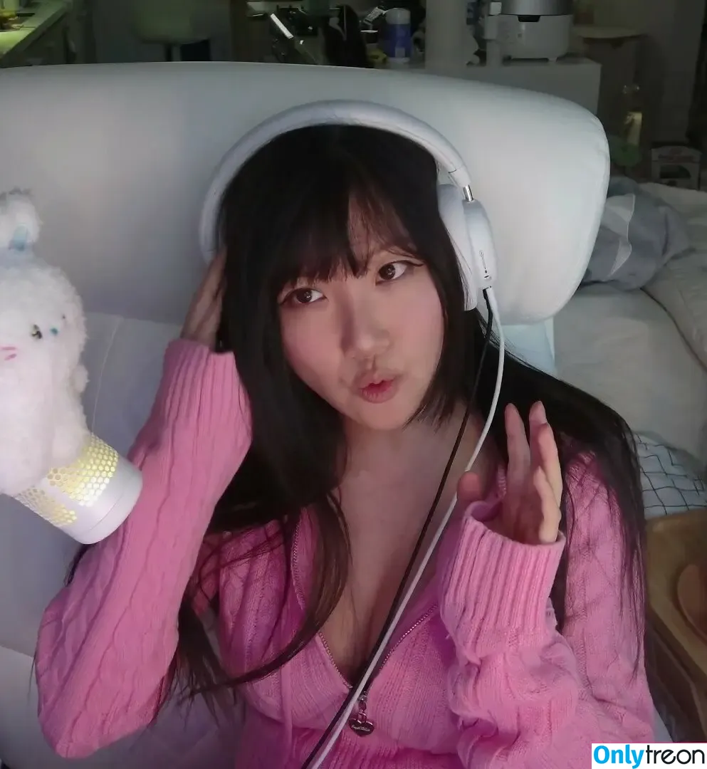 AriaSaki голая photo #1690 (annoyingaria)