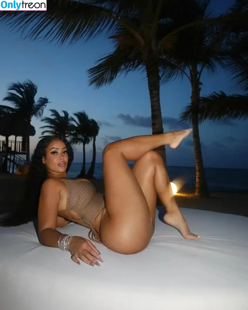 ariees голая photo #0006 (renea jackson / thearieeamor)