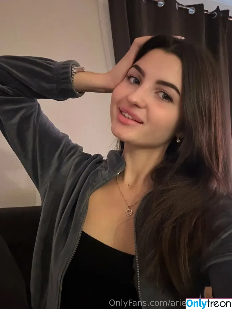ariel_juicy_ass голая photo #0020 (ariel_juicy_ass)