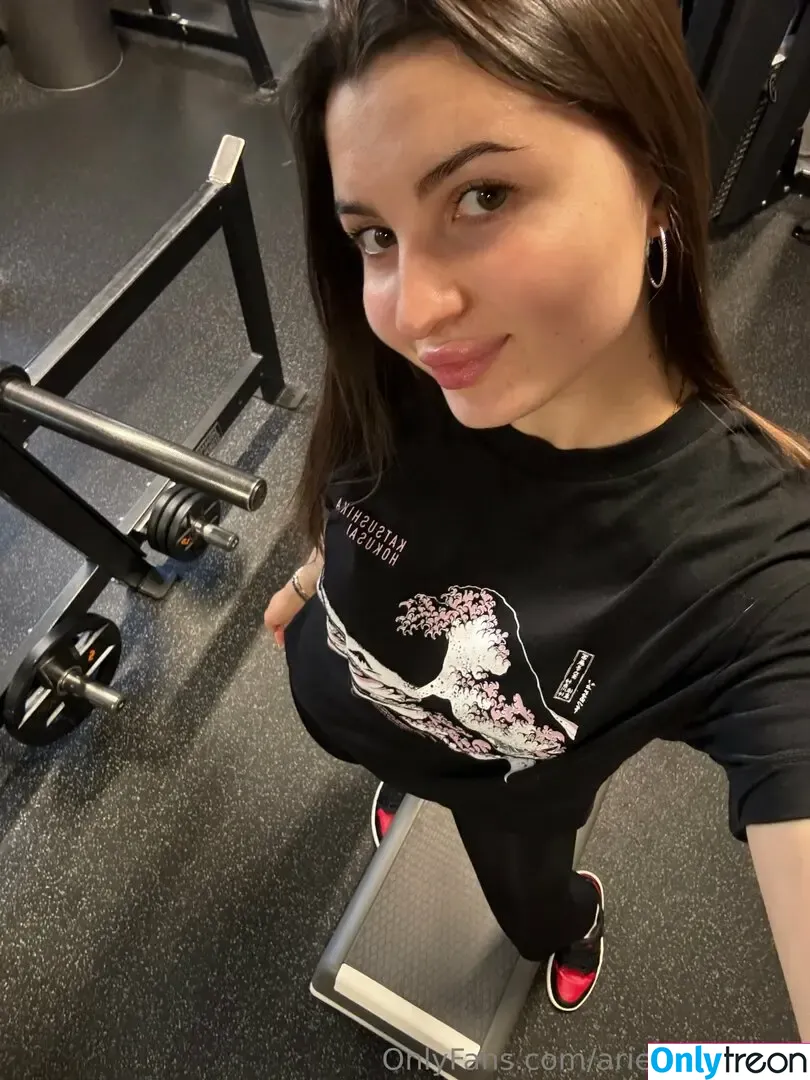 ariel_juicy_ass голая photo #0038 (ariel_juicy_ass)