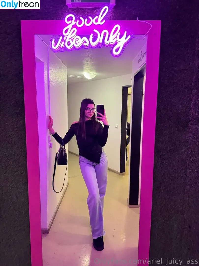 ariel_juicy_ass голая photo #0041 (ariel_juicy_ass)