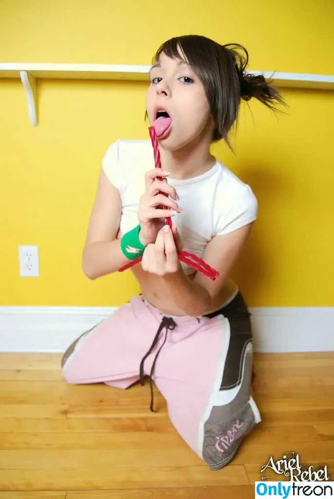 Ariel Rebel голая photo #1753 (arielrebel / missarielrebel)