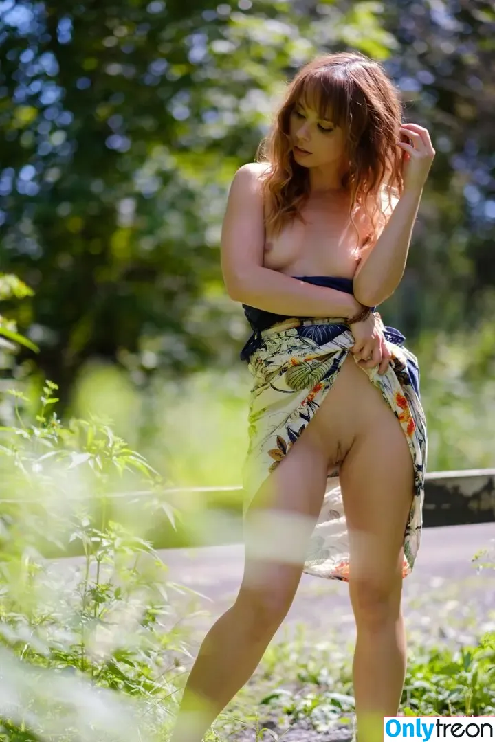 Ariel Rebel nude photo #2058 (arielrebel / missarielrebel)
