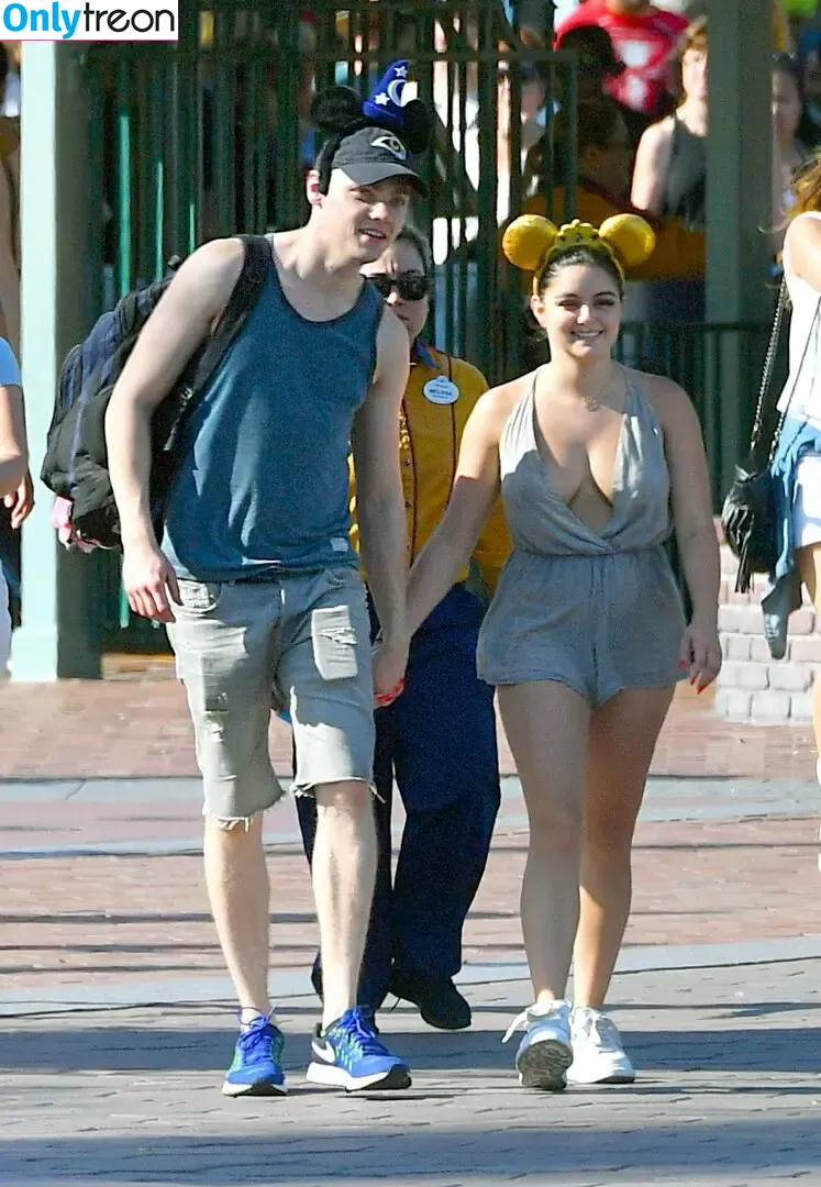 Ariel Winter голая photo #1315 (arielwinter)