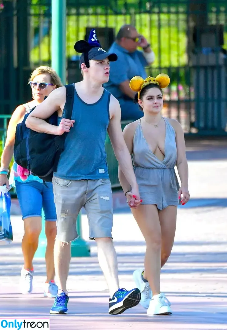 Ariel Winter голая photo #1317 (arielwinter)