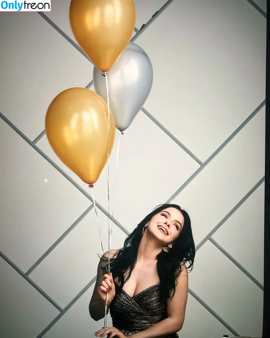 Ariel Winter голая photo #1369 (arielwinter)