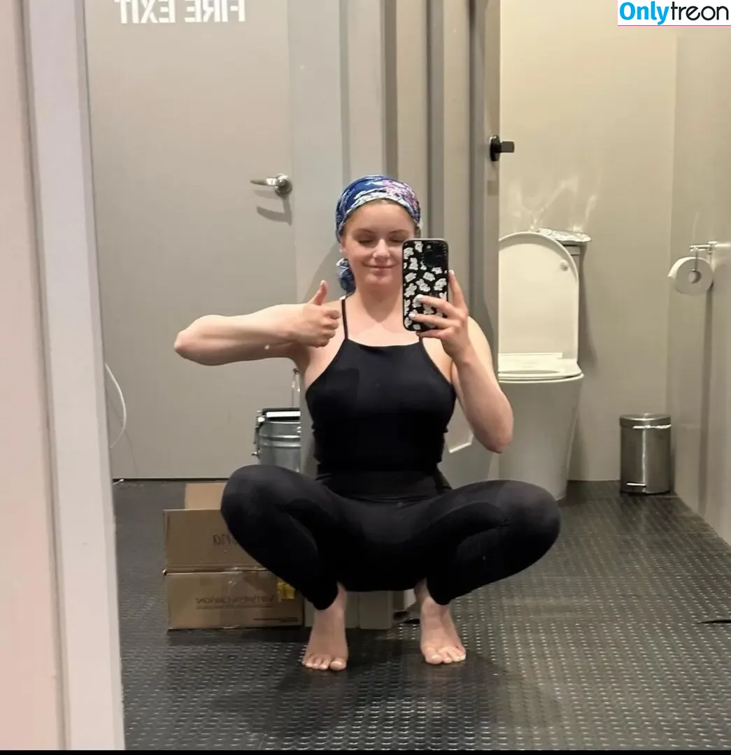 Ariel Winter nude photo #1442 (arielwinter)