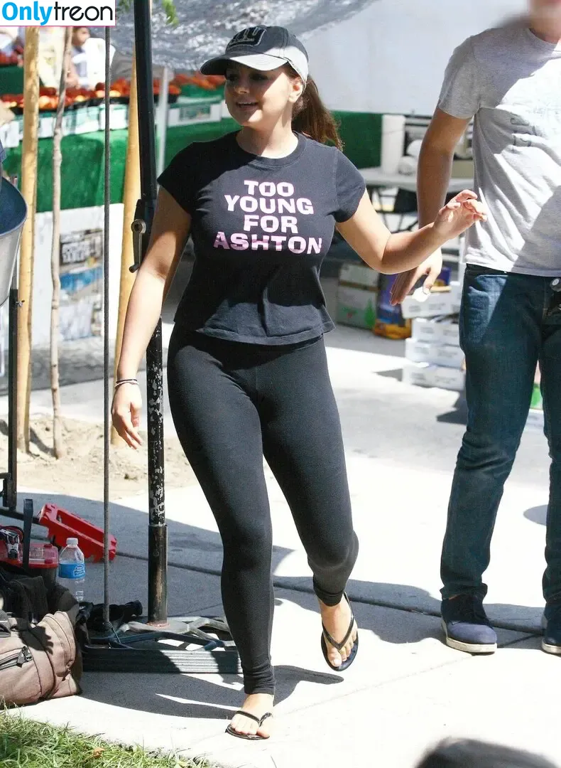 Ariel Winter nude photo #1501 (arielwinter)