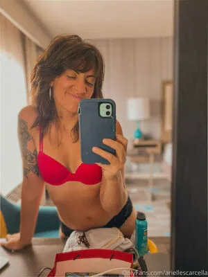 Arielle Scarcella / arielle_scarcella / ariellescarcella фото голая #0030