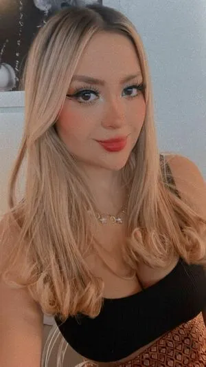 AriGameplays / ari_gameplays nude photo #0062