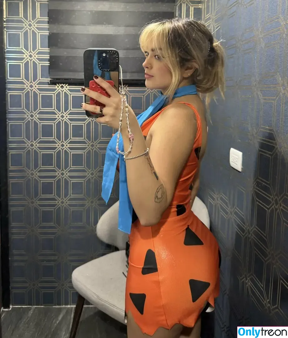 AriGameplays голая photo #0051 (ari_gameplays)