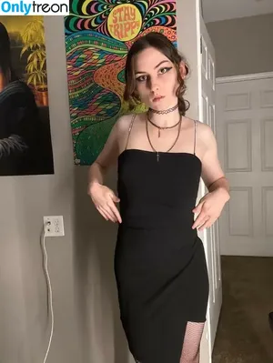  nude photo #0002