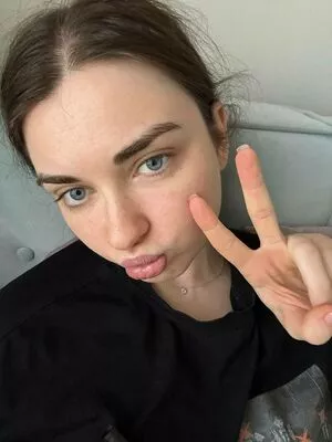 Arina Berdnikova / Ahrinyan / nyasharisha фото голая #0491