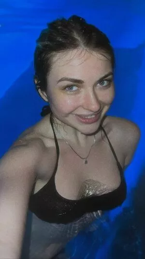 Arina Berdnikova / Ahrinyan / nyasharisha фото голая #0541