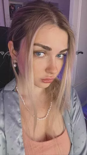 Arina Berdnikova / Ahrinyan / nyasharisha фото голая #0569