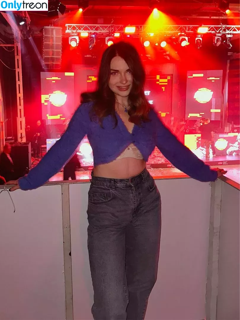 Arina Berdnikova голая photo #0489 (Ahrinyan / nyasharisha)