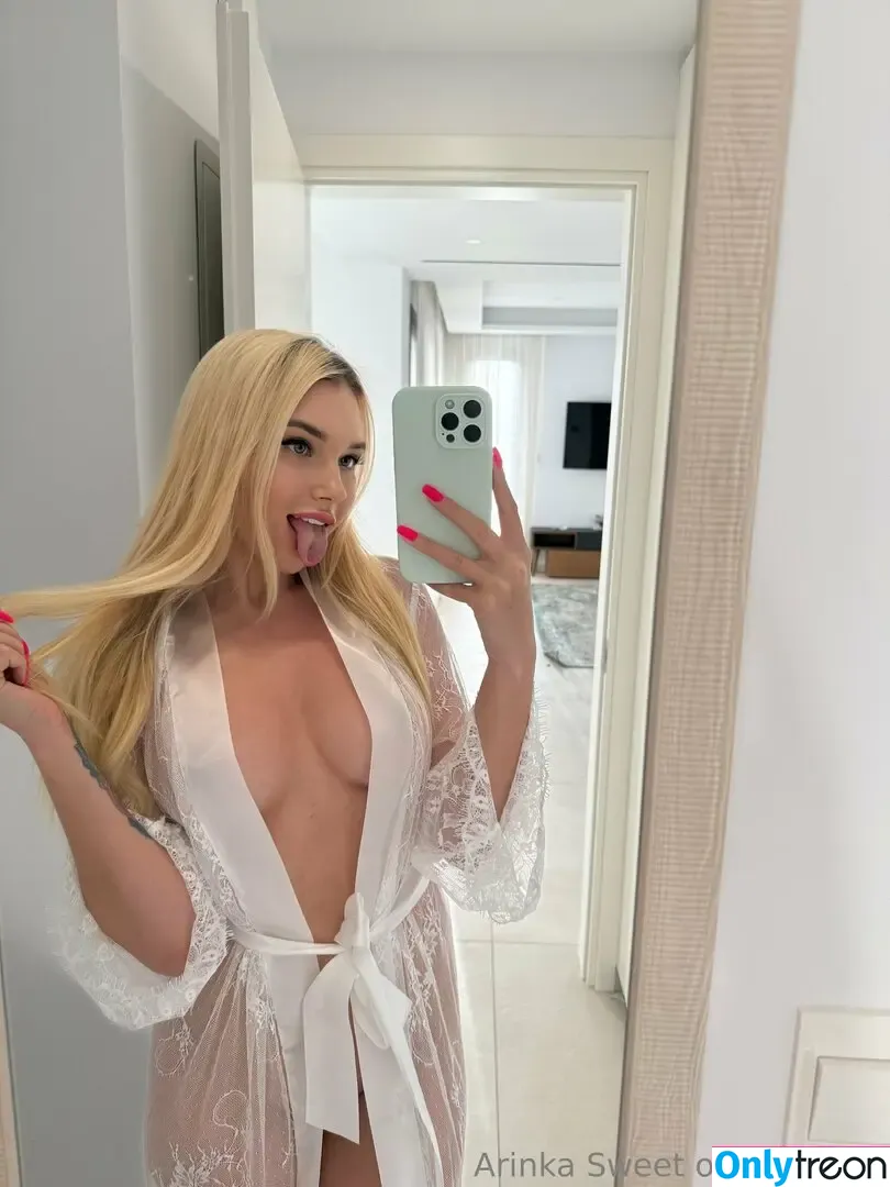 arinkasweet nude photo #0179 (arinkassweet)